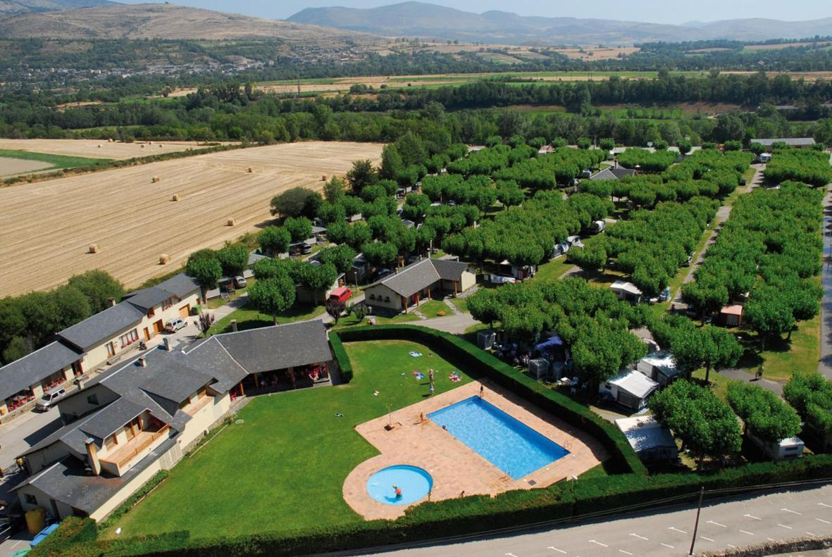 Bungalows Pirineus Guils de Cerdaña Dış mekan fotoğraf